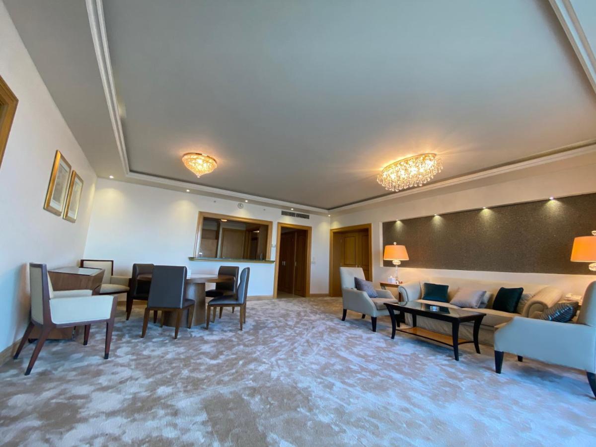 Chez Haytham At Four Seasons Nile Plaza Residential Suite Il Il Cairo Esterno foto